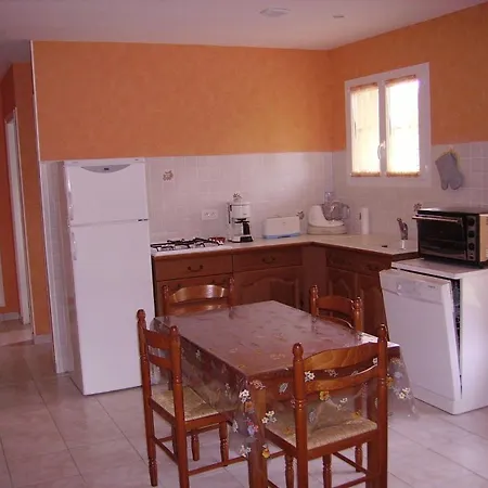 Borde Blanche Guest house Puycornet